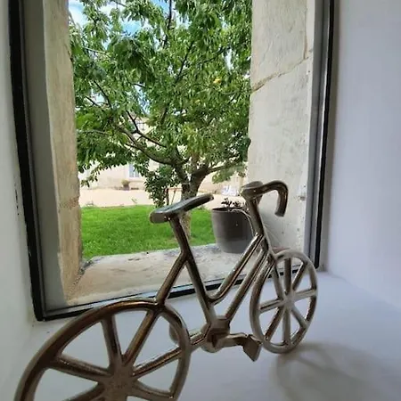 Дом отдыха Maisonnette Renovee Et Son Jardin *