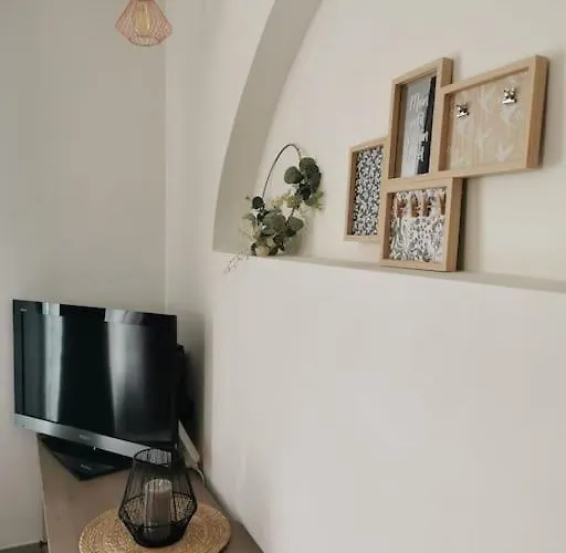 Maisonnette Renovee Et Son Jardin Сasa de vacaciones *